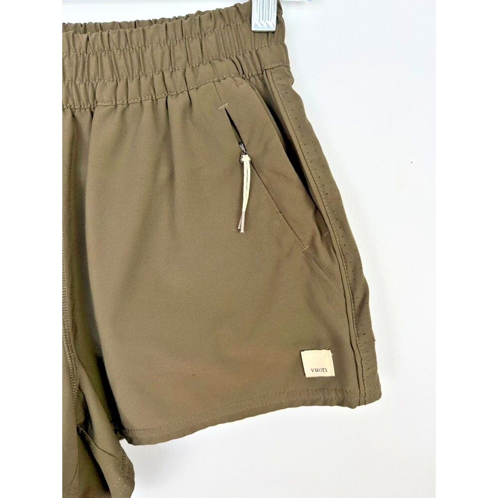 Vuori Womens Dash Olive Green 2.5" Running Workout Shorts S - Picture 2 of 5
